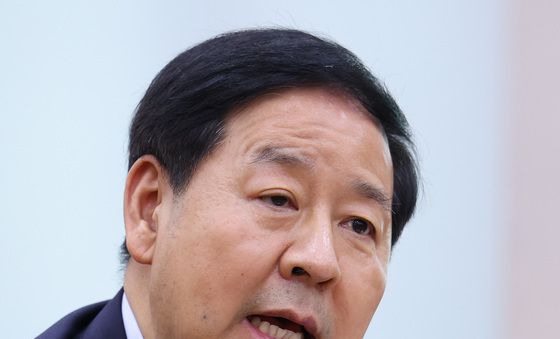 답변하는 구윤철 부총리