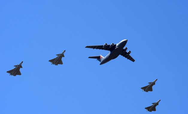 [포토] 호위 받으며 고국 향하는 중국군 유해