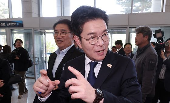 서울시사회복지사협회 40주년 기념식 참석하는 정원오 후보