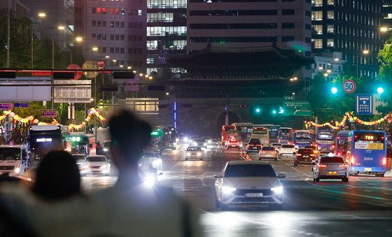 불 꺼진 숭례문