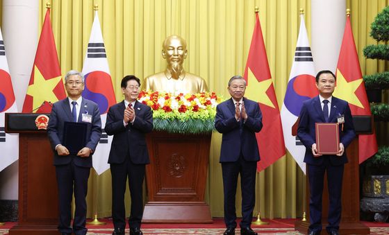 한-베트남, 원전 개발 협력 가능성 검토에 관한 양해각서 체결