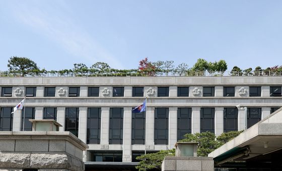 동의없는 성폭력 재판소원 인용 요구하는 여성인권단체