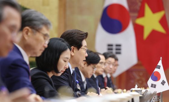 이재명 대통령, 레 민 흥 베트남 총리와 면담