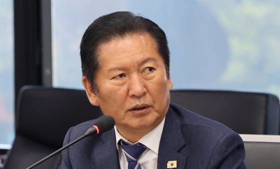 간담회 인사말 하는 정청래 대표