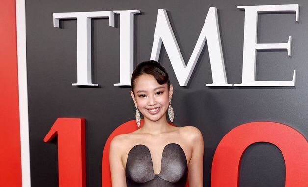 '타임100' 갈라쇼 참석한 블랙핑크 제니…'시선 사로잡는 드레스'