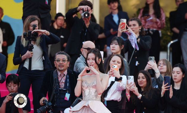 블랙핑크 지수, 제9회 칸 국제 시리즈 페스티벌서 라이징 스타상 수상