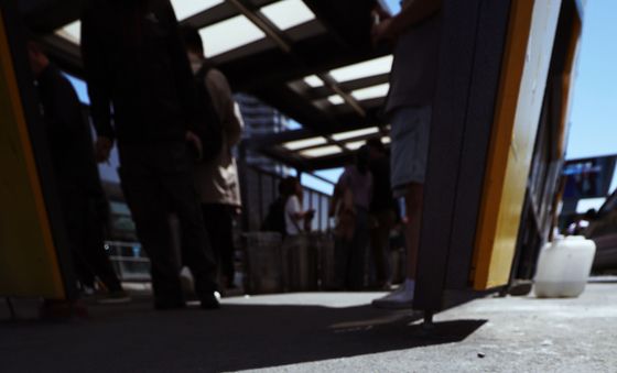 액상형 '전담'도 '담배'…'흡연구역에서 피우세요'