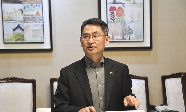 대외경제정책방향 관련 간담회 주재하는 허장 차관