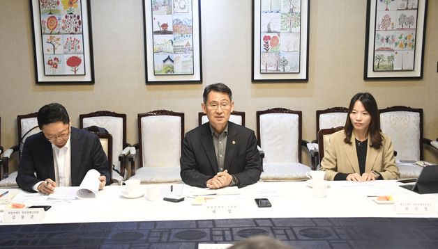 모두발언하는 허장 재경부 차관