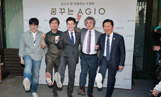 기념 촬영하는 정청래 대표와 정원오 후보