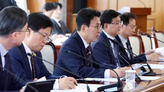 김민석 총리, 인공지능(AI) 교육 관계장관회의 주재