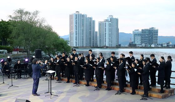 봄 노래하는 경산시립합창단
