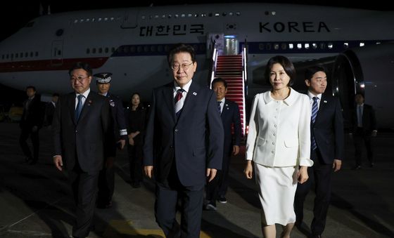 인도·베트남 국빈 방문 마친 이재명 대통령