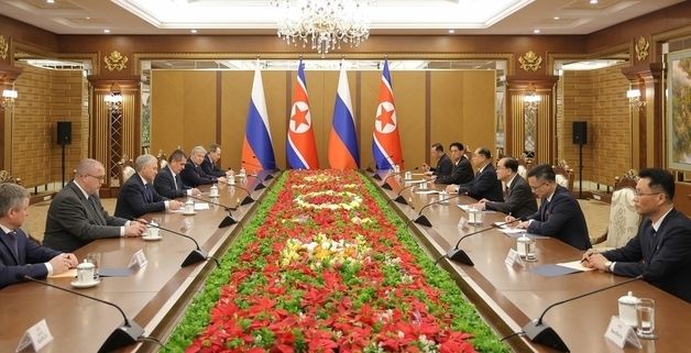 북러 의회 외교 본격화…조용원-볼로딘 평양 회동