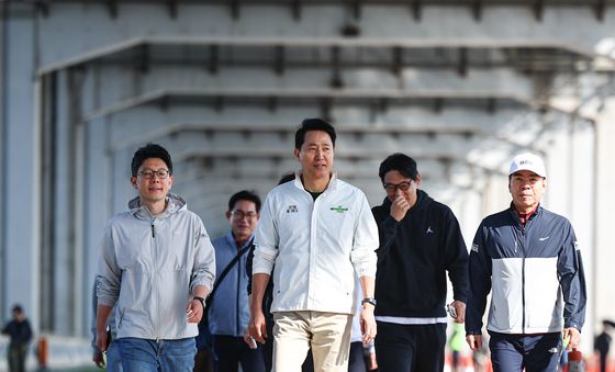 쉬엄쉬엄 모닝 참석한 오세훈 시장