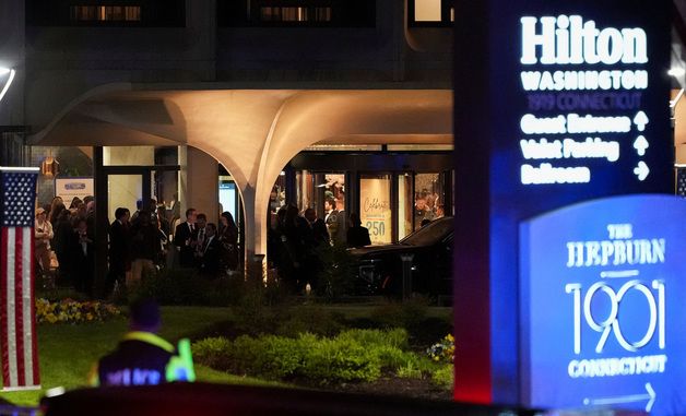 [포토] 총격 사건 발생한 백악관 출입기자단 만찬 행사장