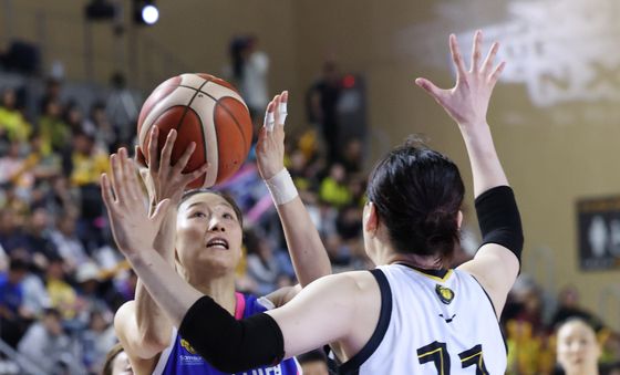 슛 하는 이해란