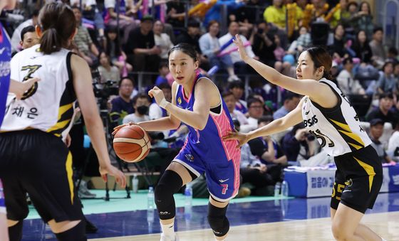 돌파하는 강유림