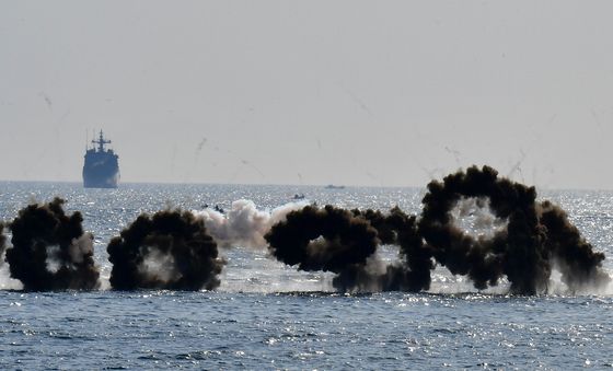 연막 속에 숨은 KAAV