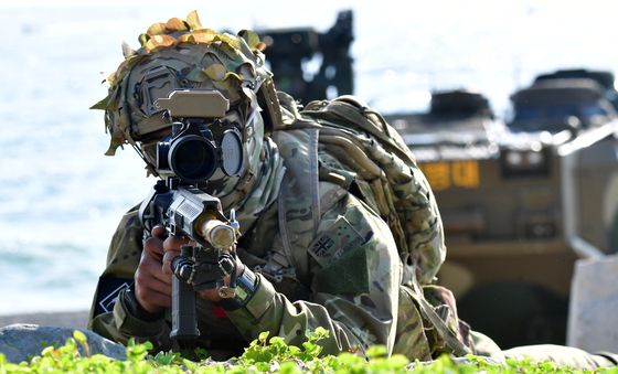 해병대 상륙훈련에 참가한 뉴질랜드 육군