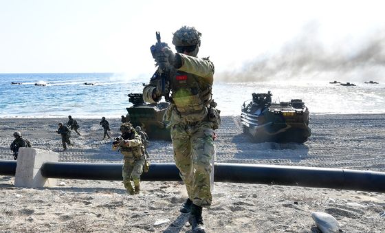 한국 해병대와 돌격