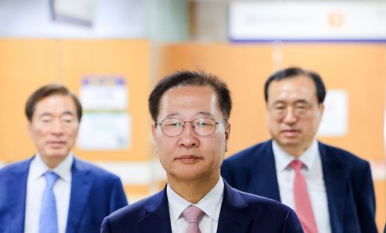 박성재 전 장관, 내란 가담·수사 무마 의혹 결심 공판 출석