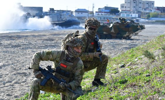 해병대 빨간 명찰 단 뉴질랜드 육군