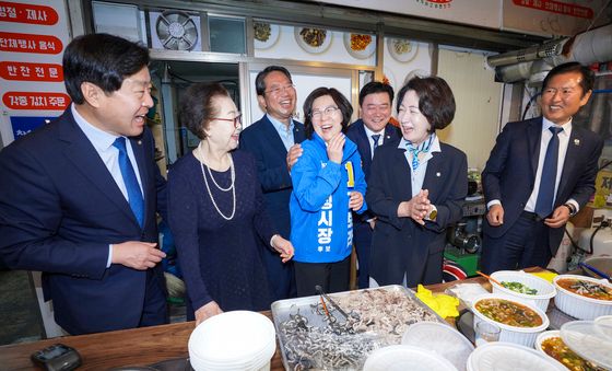 안성 국밥집 방문한 정청래 대표