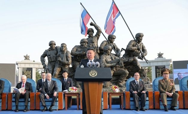 北, 김정은 "희생·충성 강조"…러시아 파병 기념관 준공 연설