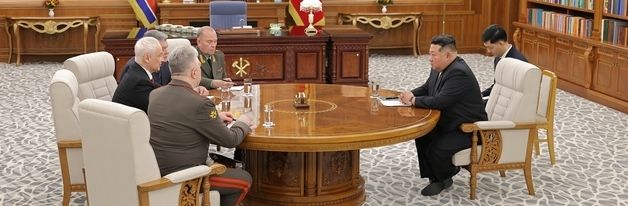 北 김정은, 러 국방장관과 면담…북러 군사 협력 과시