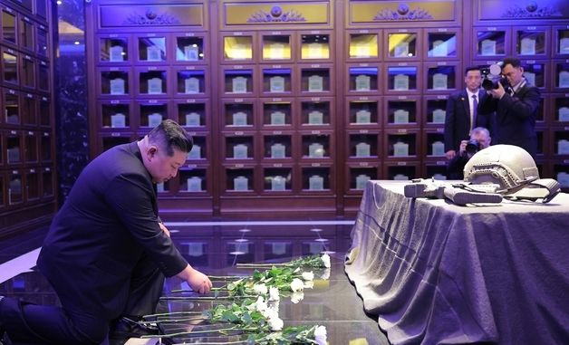 김정은 "우리 군대는 계속 용감히 싸울 것"