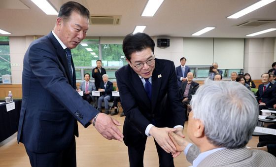 대한노인회 서울시연합회 찾은 정원오 후보