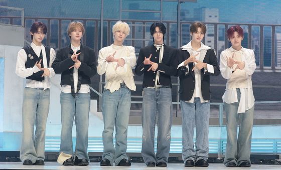 투어스, 미니 5집으로 컴백