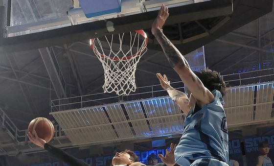 양홍석 '골밑 승부'