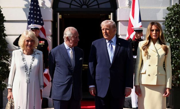 [포토]찰스 3세 英국왕 부부 맞이하는 트럼프 美대통령 부부