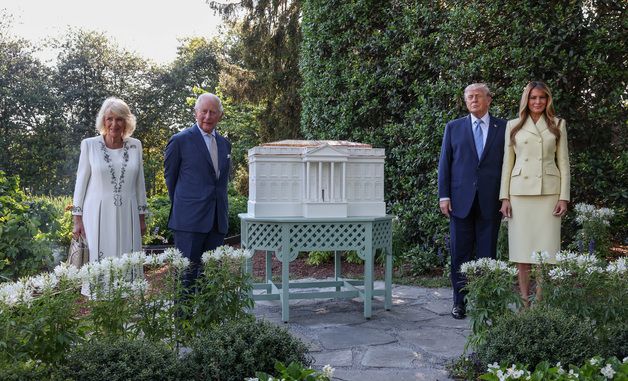 [포토]백악관 찾은 찰스 3세 英국왕 부부와 기념촬영하는 트럼프 美대통령 부부