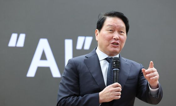 AI 관련 강연하는 최태원 회장