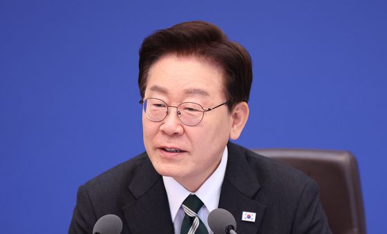 국무회의 발언하는 이재명 대통령