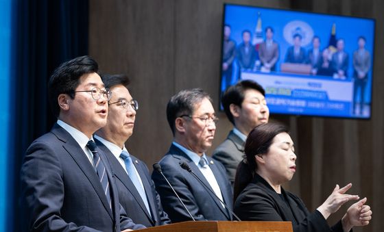 인천바이오과학기술원법 대표발의 기자회견하는 박찬대