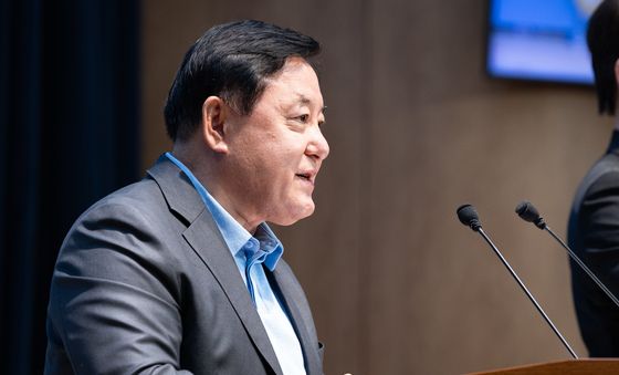 민주당 전북지사 경선 논란 관련 기자회견하는 장기철 전 정읍지역위원장