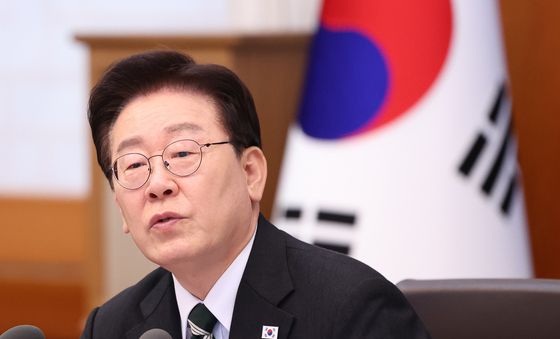 국무회의 발언하는 이재명 대통령