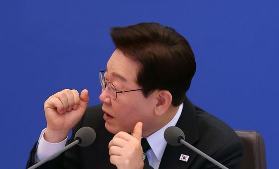 국무회의 발언하는 이재명 대통령