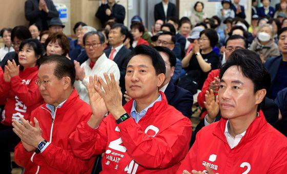 용산 찾은 오세훈 후보