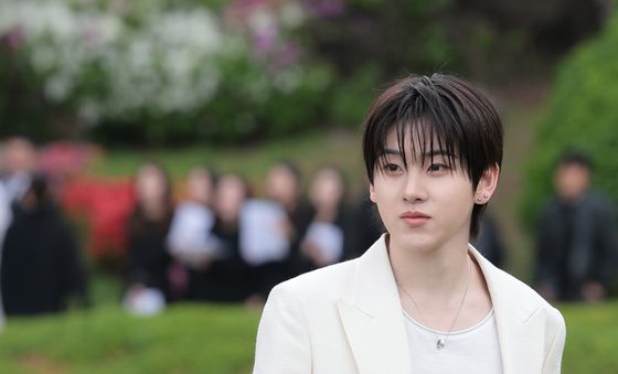 계훈, 예술의 전당에서 화보를