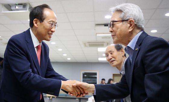 2.28민주운동 주역 만난 추경호 후보