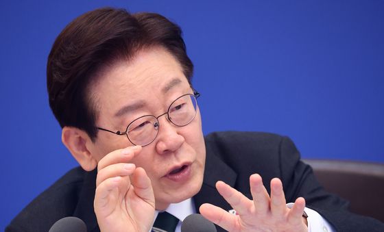 국무회의 발언하는 이재명 대통령