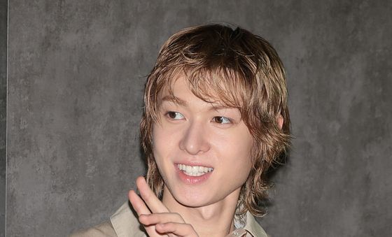 마틴, 자체발광