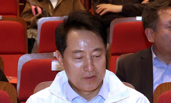 세계노동절 기념식 참석한 오세훈 후보