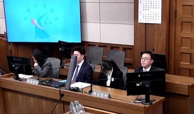 '주가조작·금품수수' 김건희 2심 선고 공판