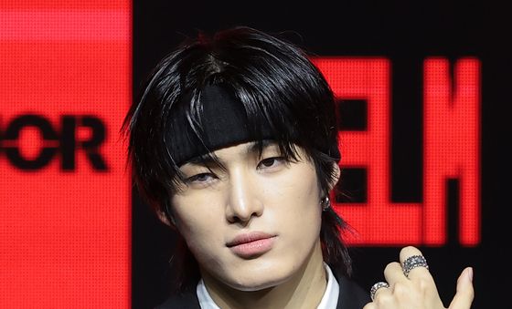 윤예찬, 끼쟁이